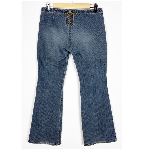 Vintage Y2K Union Bay Jeans Size 9 Lace Up Back
Flare Denim - Picture 2 of 10